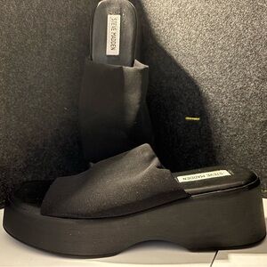 Steve Madden Black Women's Mules